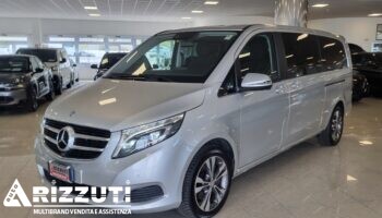 immagine dell&acute;auto usata MERCEDES Classe V250 d 4MATIC AUTOMATIC Executive Extra Long 8 posti 2.2 190cv Euro 6B